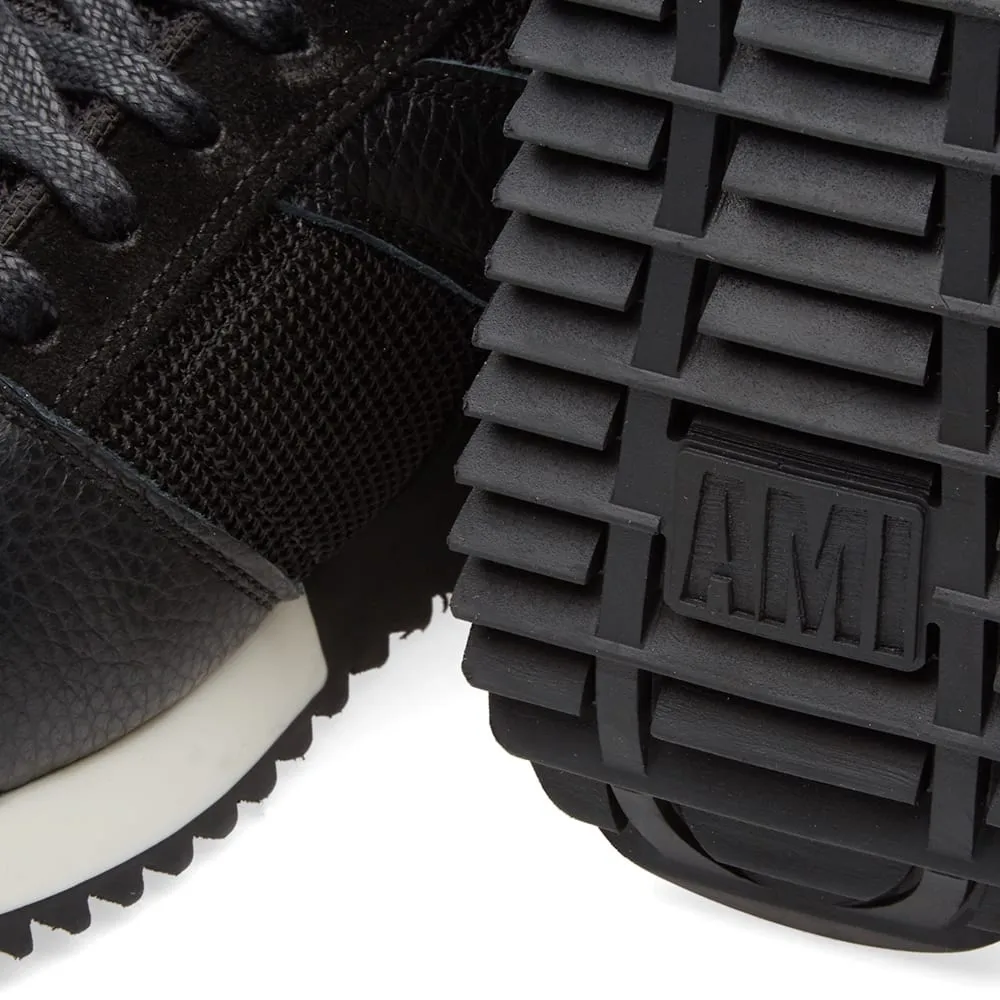 AMI Running SneakerBlack & Black