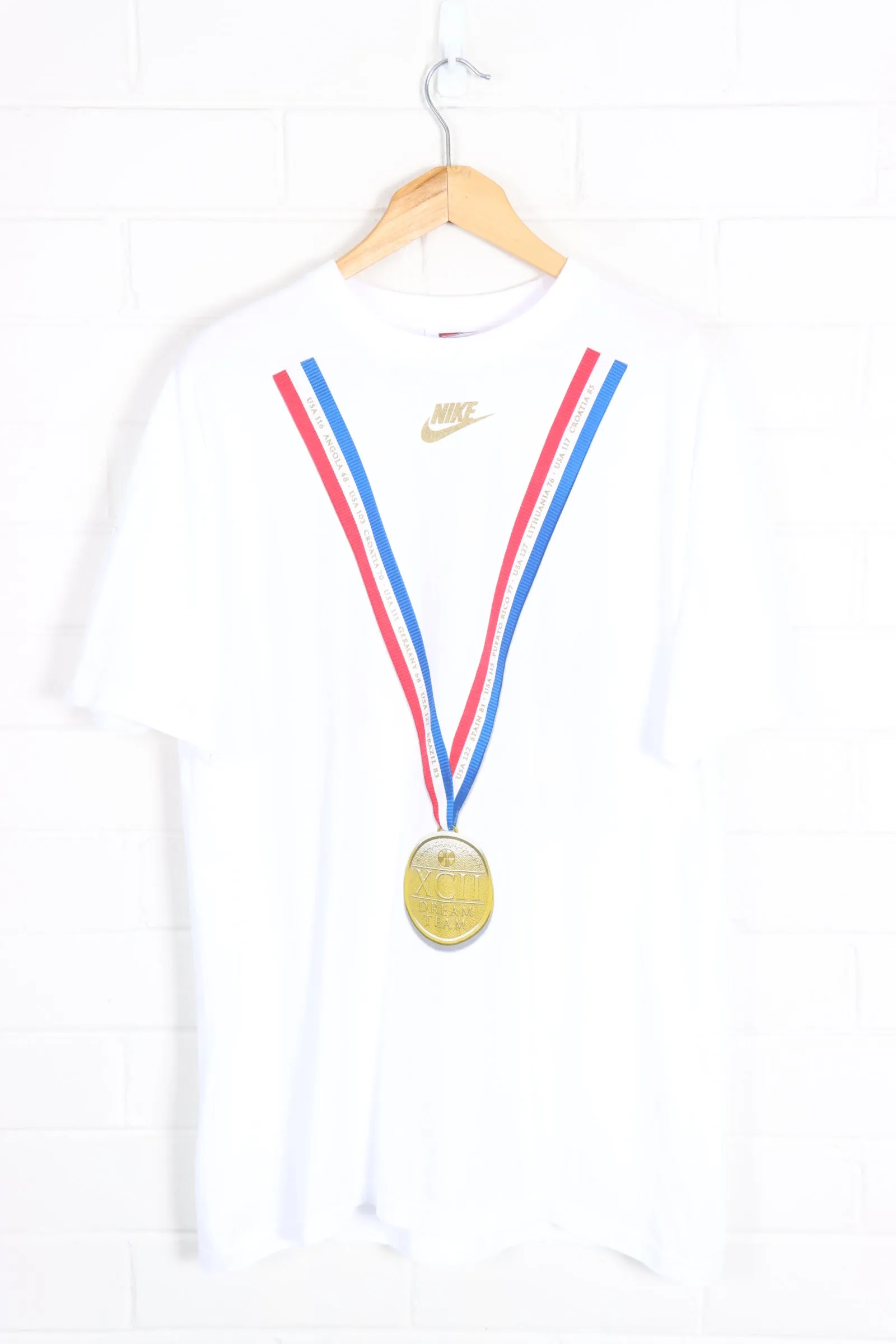 NBA 1992 USA Olympic Gold Medal Olympics Dream Team NIKE T-Shirt (M-L)