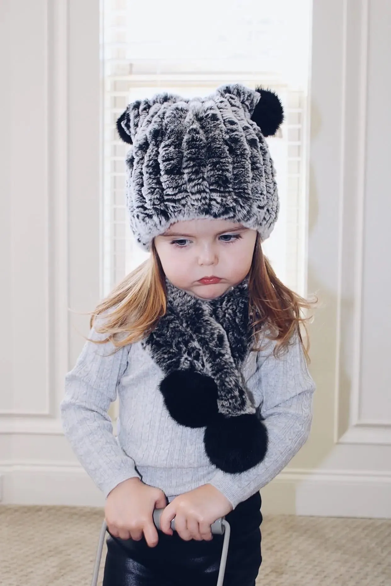 Petite Maison Kids Fuzzy Hat and Scarf Set - Bluish Grey (1-5Y)