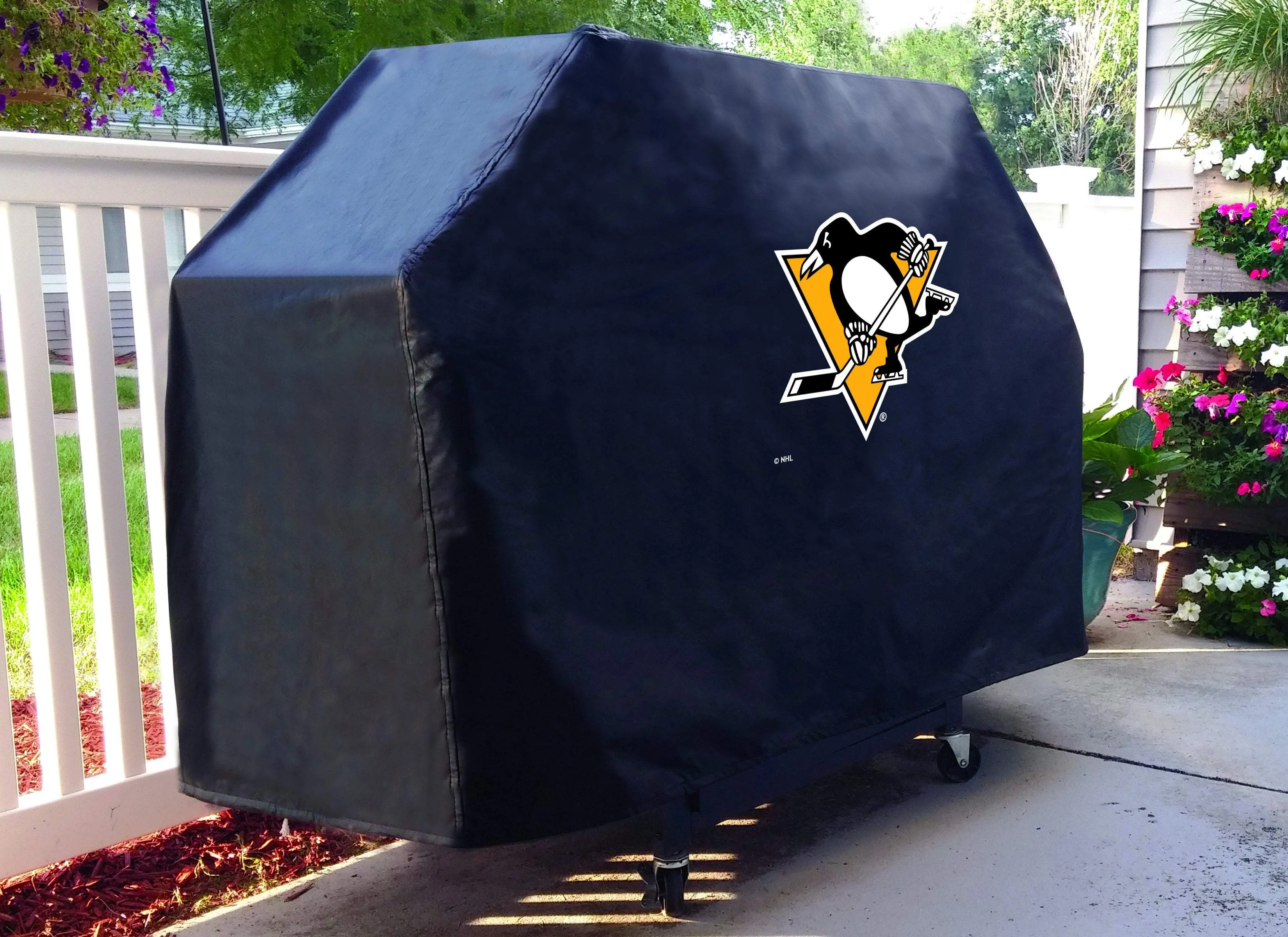 Pittsburgh Penguins HBS Black Outdoor Heavy Breathable Vinyl BBQ Grill Cover