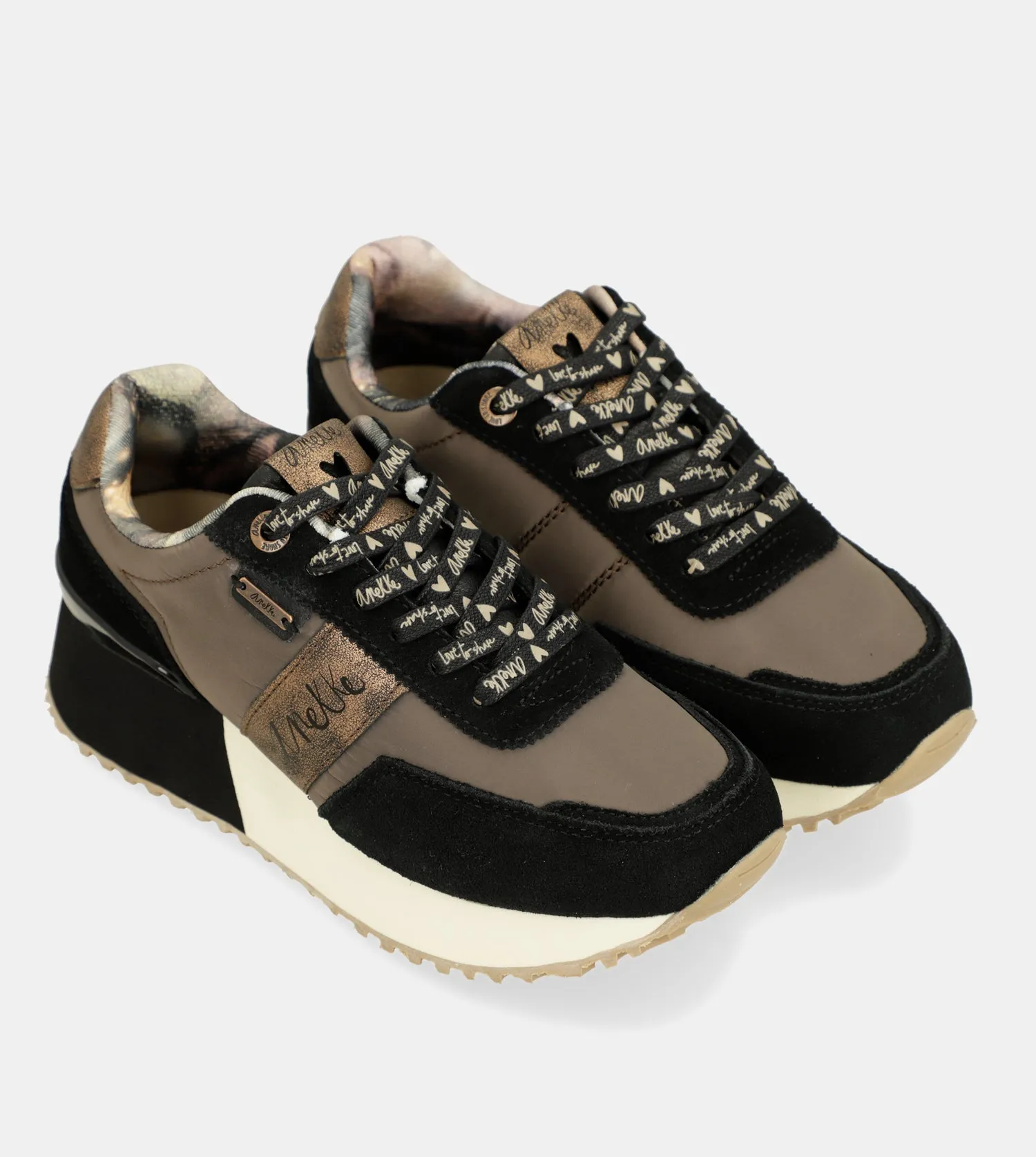 Urban brown sneaker