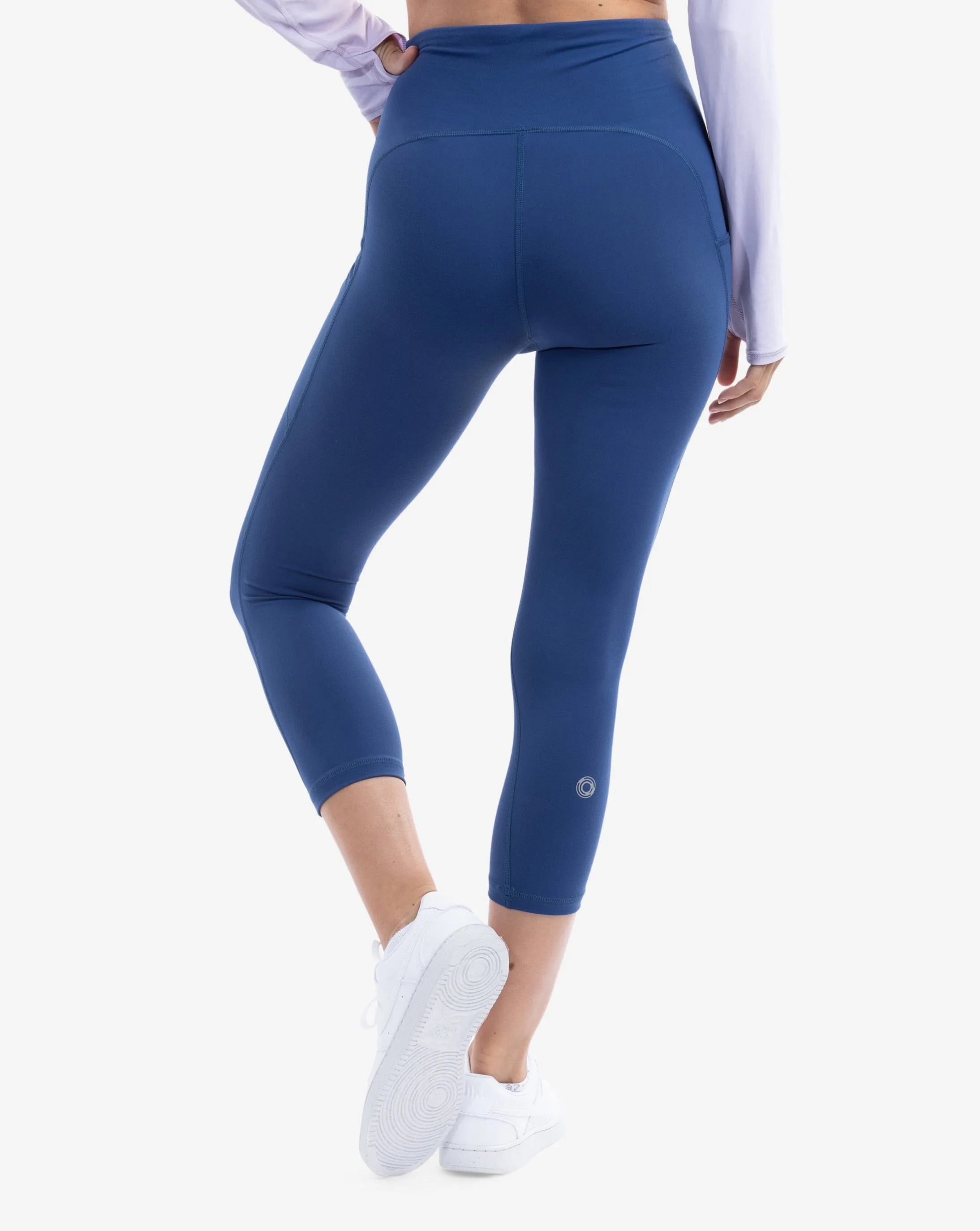 WOMEN'S COMPRESSION CAPRI LEGGINGS (6103)